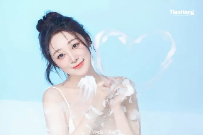 一言App界面展示